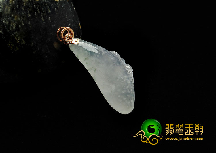 冰种晴水缅甸翡翠A货福瓜挂件