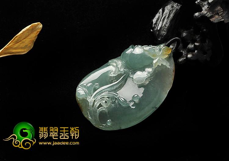 冰种晴水略带黄翡缅甸翡翠A货花开富贵挂件