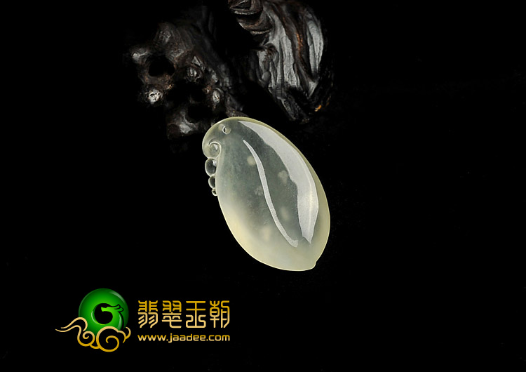 冰玻种黄翡缅甸翡翠A货福瓜挂件