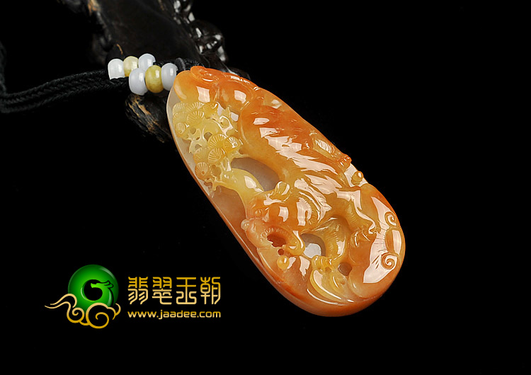 冰种红黄翡缅甸翡翠A货虎啸山林挂件