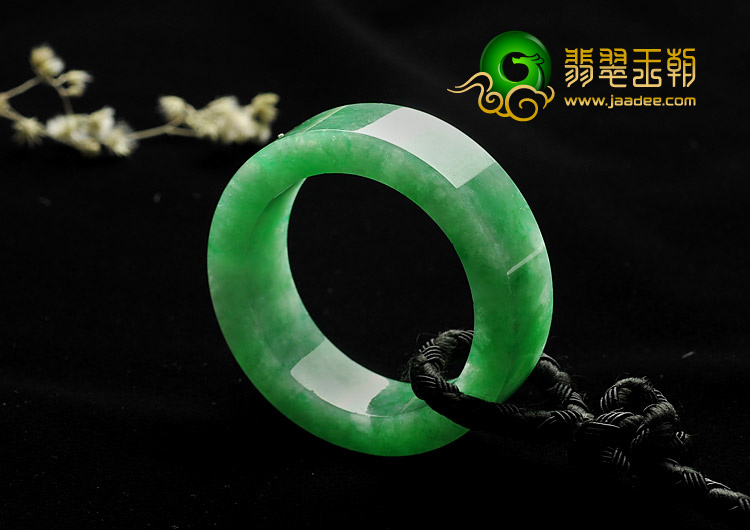 糯冰种阳绿缅甸翡翠A货平安环挂件