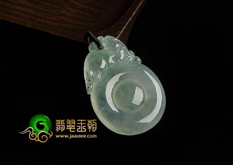 冰种飘花缅甸翡翠A货时来运转挂件