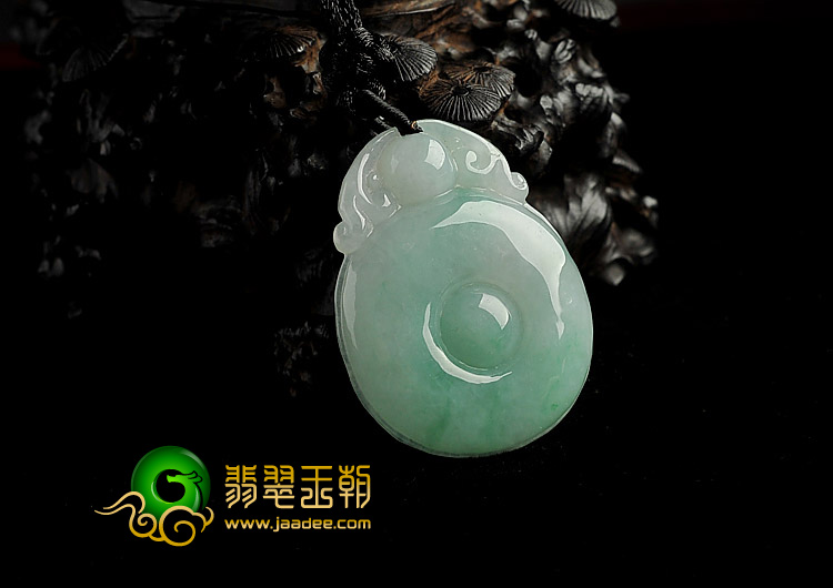 糯冰种飘翠缅甸翡翠A货时来运转挂件