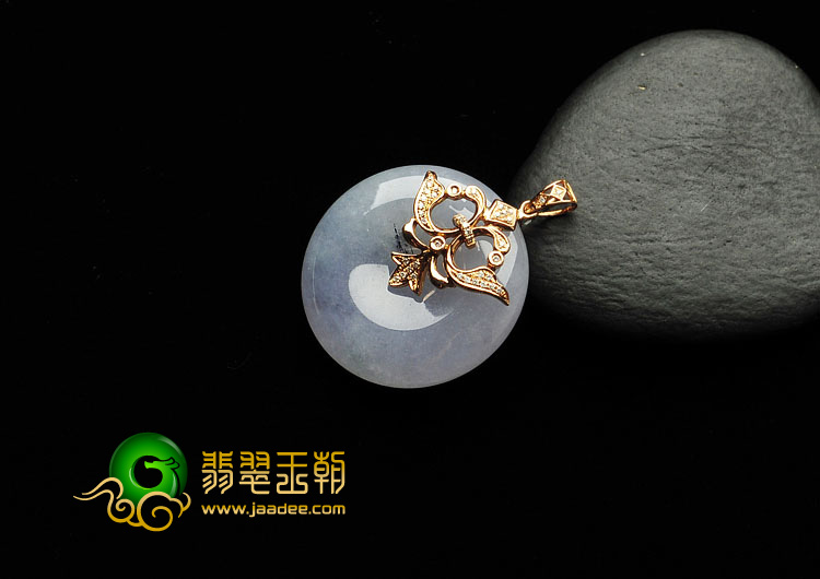 糯冰种淡紫罗兰缅甸翡翠A货镶玫瑰金平安扣胸坠（真钻）
