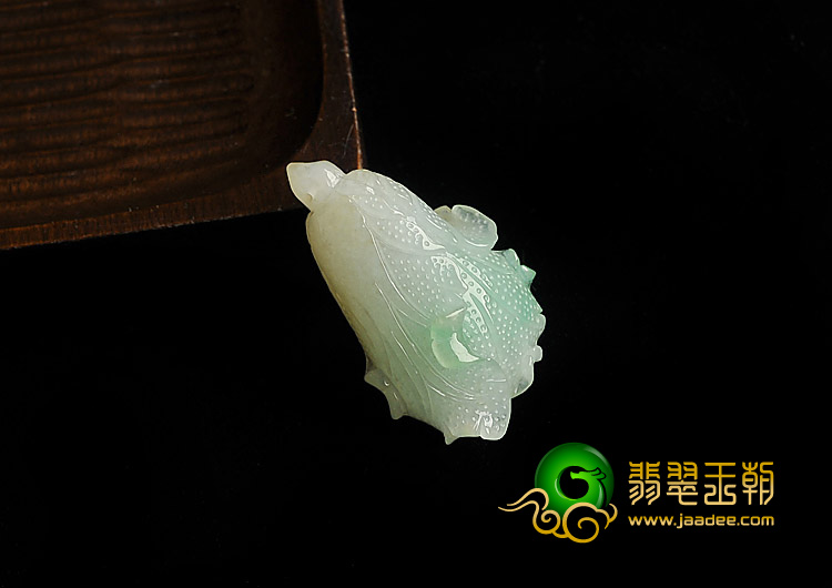 糯冰种黄加绿缅甸翡翠A货白菜挂件