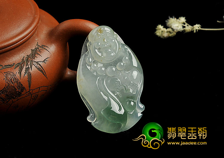 冰种飘花缅甸翡翠A货玉佛挂件