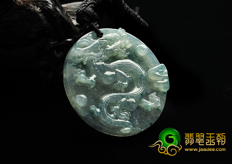 冰种飘花缅甸翡翠A货龙牌挂件