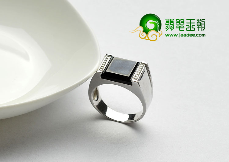 玻璃种墨翠缅甸翡翠A货镶白金戒指（真钻）