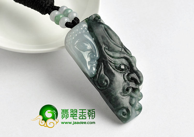 糯冰种青色缅甸翡翠A货一念之间挂件