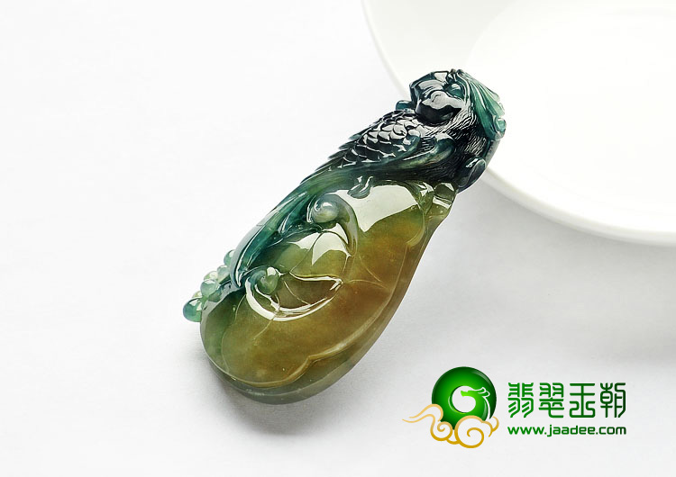 糯冰种蓝水黄翡缅甸翡翠A货鹦鹉挂件