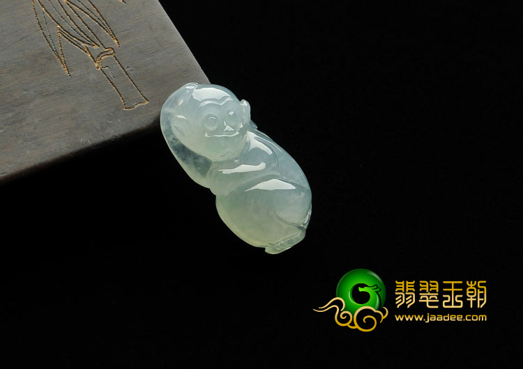 冰种晴水缅甸翡翠A货灵猴挂件