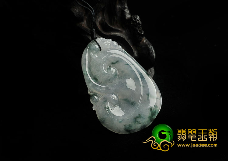 冰种飘花缅甸翡翠A货如意挂件