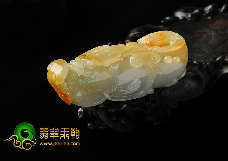 糯冰种黄翡缅甸翡翠A货龙头鱼手玩件