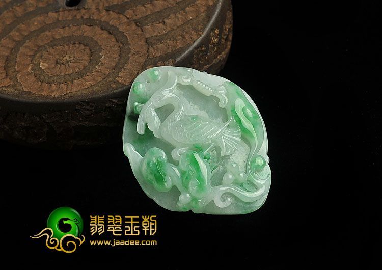 糯冰种翠色缅甸翡翠A货一路连科挂件