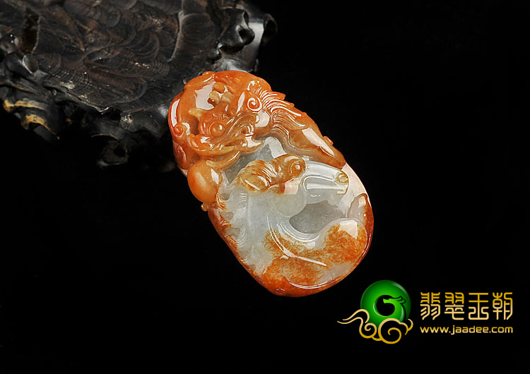 糯冰种红黄翡缅甸翡翠A货龙马精神挂件