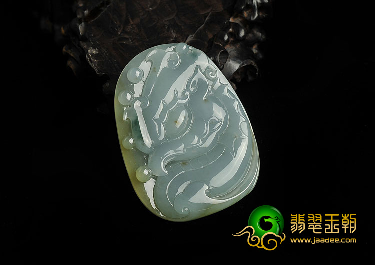 糯冰种晴水略带黄翡缅甸翡翠A货仿古龙凤挂件