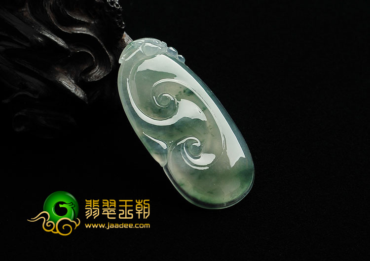 冰种飘花缅甸翡翠A货如意挂件