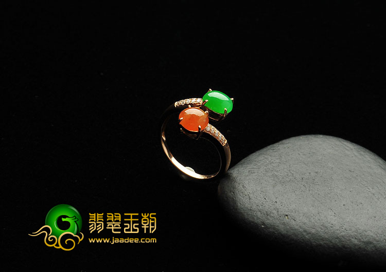 糯冰种阳绿褐黄翡缅甸翡翠A货镶玫瑰金戒指（真钻）