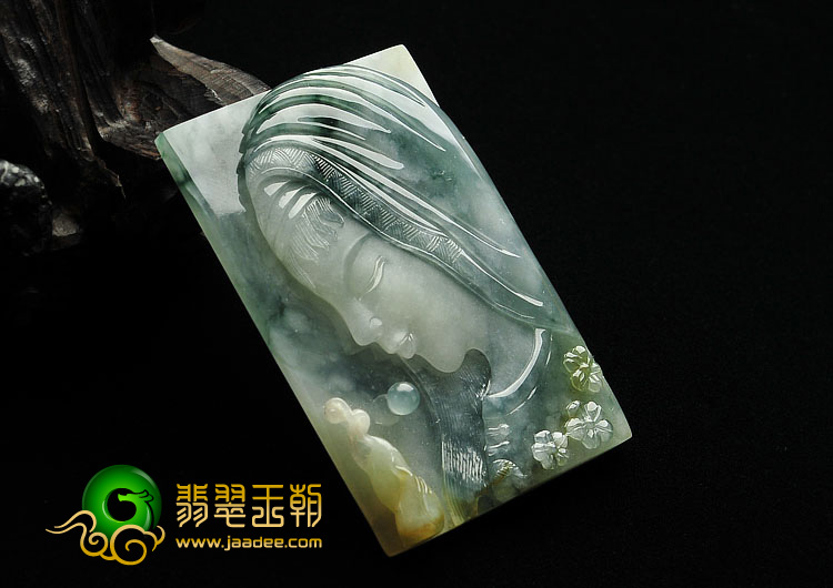 糯冰种黄翡飘花缅甸翡翠A货羞涩挂件