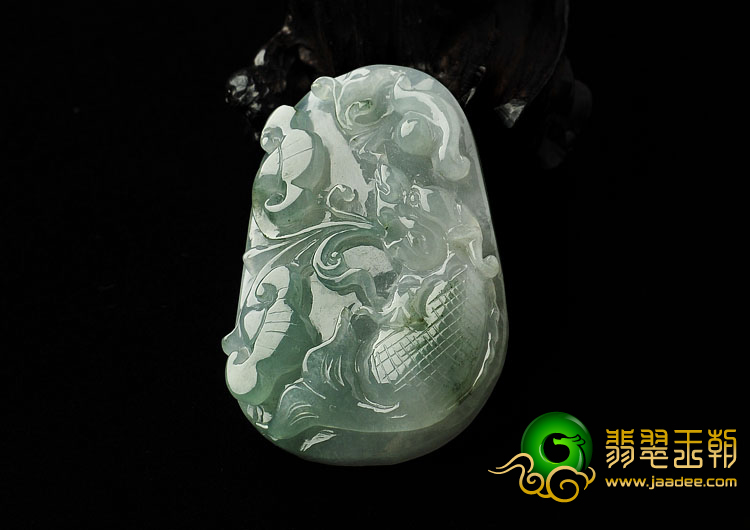 糯冰种晴水缅甸翡翠A货龙头鱼挂件
