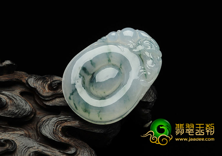 冰种飘花缅甸翡翠A货福在眼前挂件