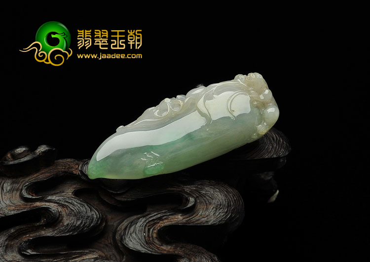 糯冰种飘翠缅甸翡翠A货福瓜挂件