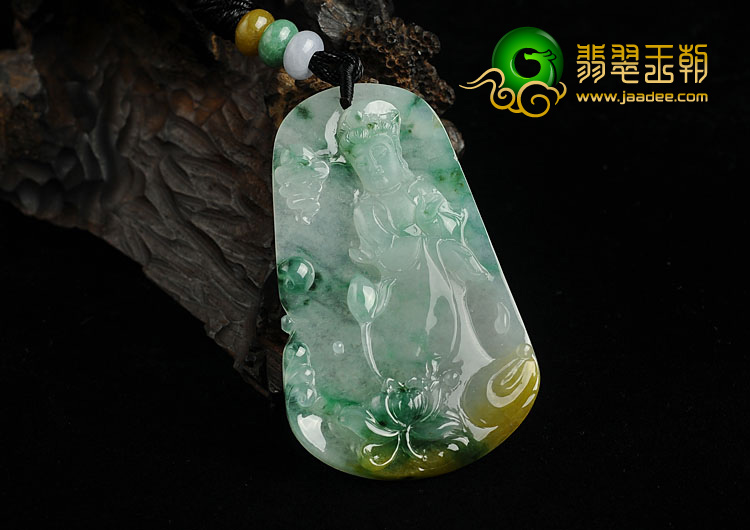 冰种三彩缅甸翡翠A货站观音挂件