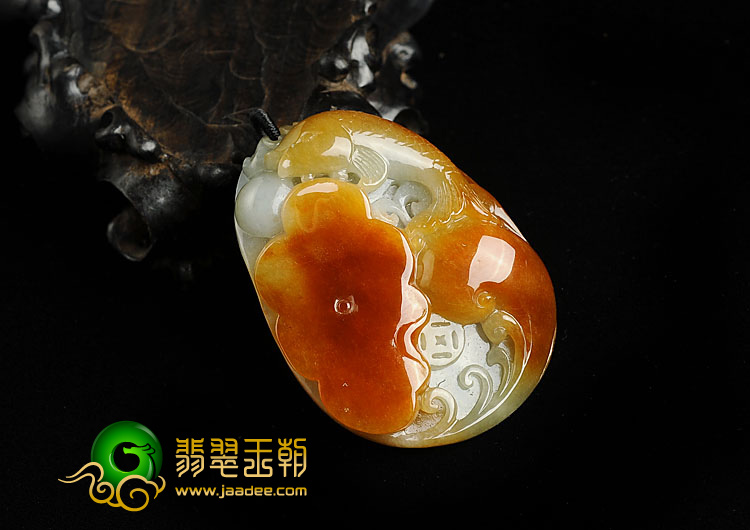 糯冰种红黄翡缅甸翡翠A货年年有余挂件