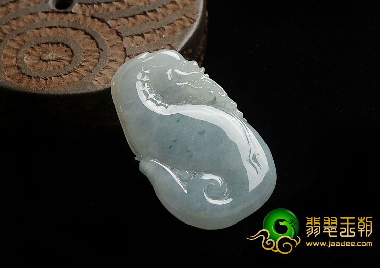 冰种晴水略飘花缅甸翡翠A货龙头鱼挂件