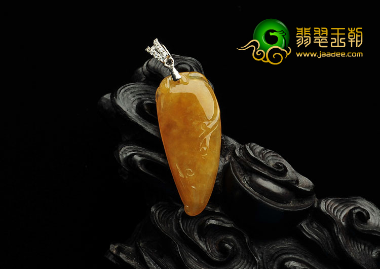 糯冰种黄翡缅甸翡翠A货福瓜挂件