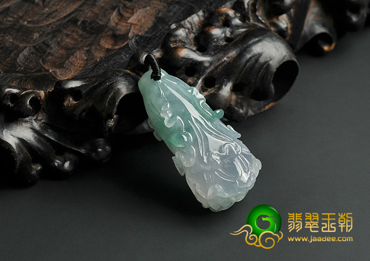 冰种晴水缅甸翡翠A货白菜挂件