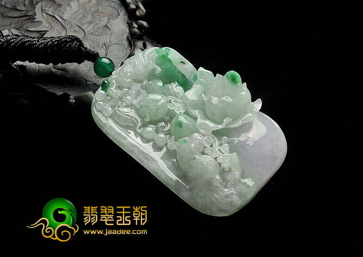 冰种春带彩缅甸翡翠A货花开富贵挂件