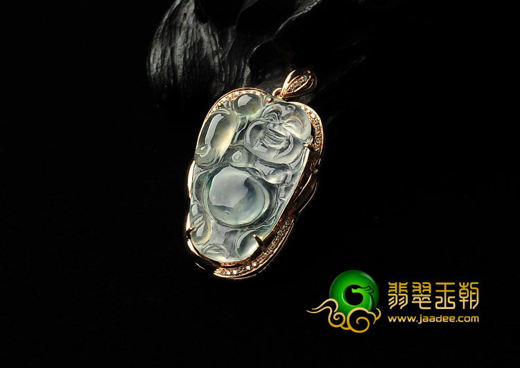 冰玻种略飘花缅甸翡翠A货镶玫瑰金逍遥佛胸坠（真钻）