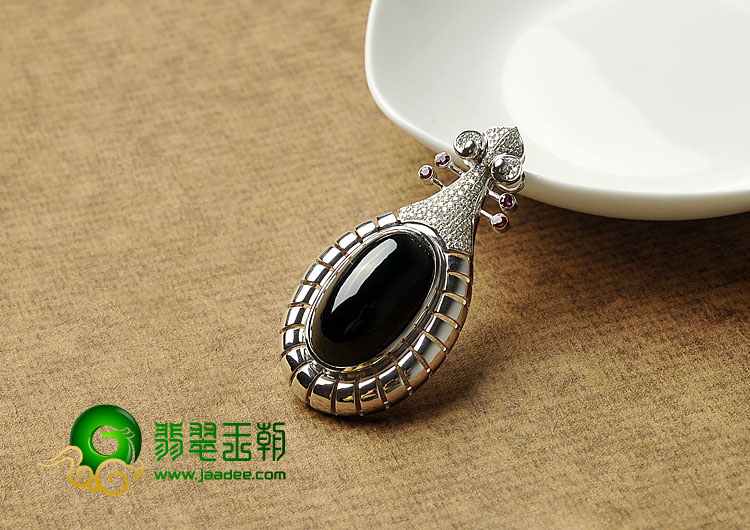 冰种墨翠缅甸翡翠A货镶白金胸坠（真钻）