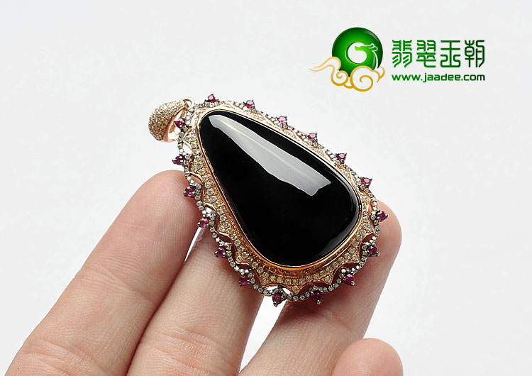 玻璃种墨翠缅甸翡翠A货镶玫瑰金胸坠（真钻）