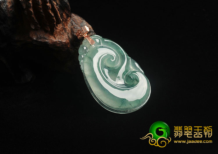 冰种飘花缅甸翡翠A货如意挂件