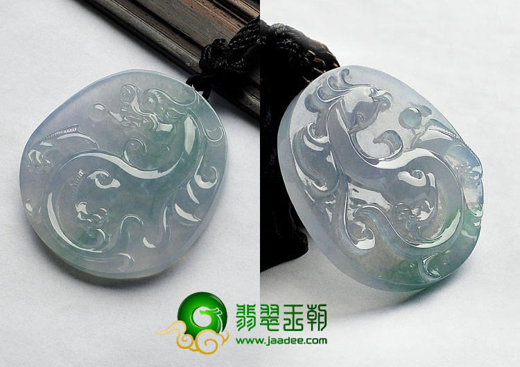 冰种淡春带彩缅甸翡翠A货仿古龙凤牌（一对）