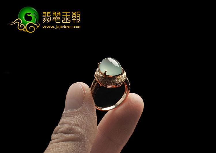 冰玻种晴水缅甸翡翠A货镶玫瑰金戒指（真钻）