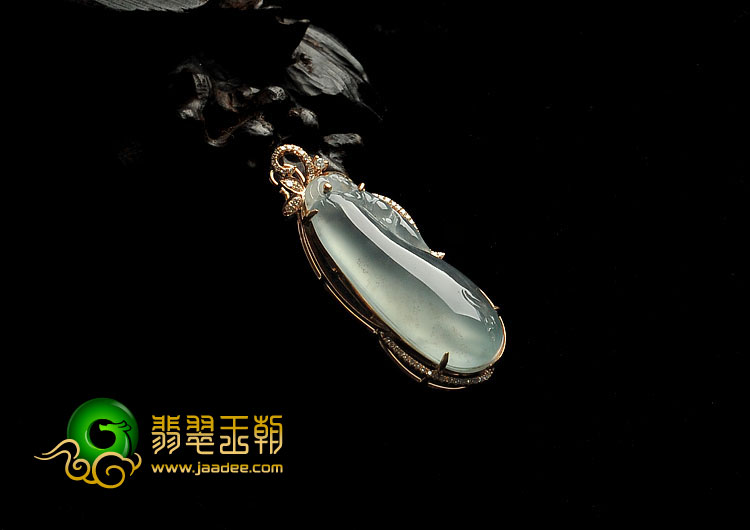 (超值推荐)冰种晴水缅甸翡翠A货镶玫瑰金福瓜胸坠（真钻）
