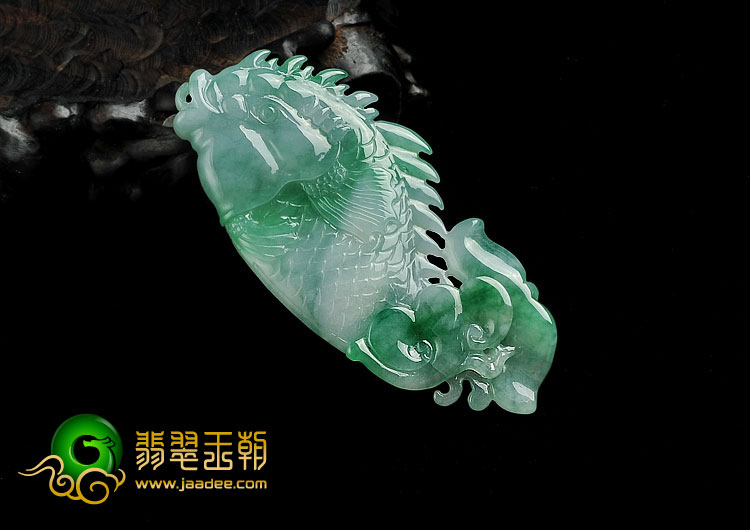 糯冰种飘花缅甸翡翠A货小鱼挂件