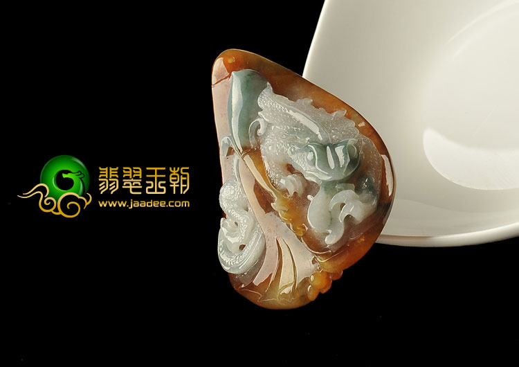 糯冰种三彩缅甸翡翠A货今非昔比挂件