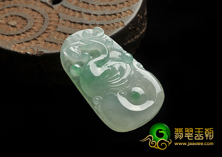 冰种飘翠缅甸翡翠A货一路连科挂件
