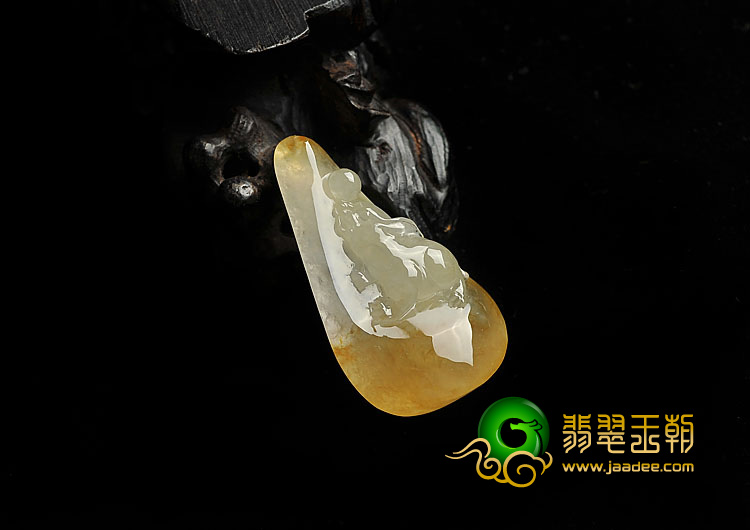 冰种黄翡缅甸翡翠A货玉兔挂件