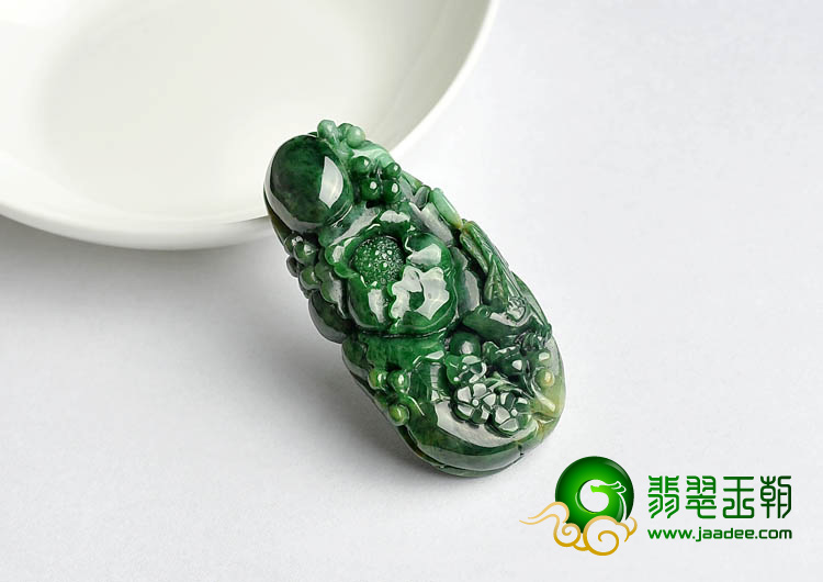 糯冰种浓绿略带黄翡缅甸翡翠A货鸟语花香挂件