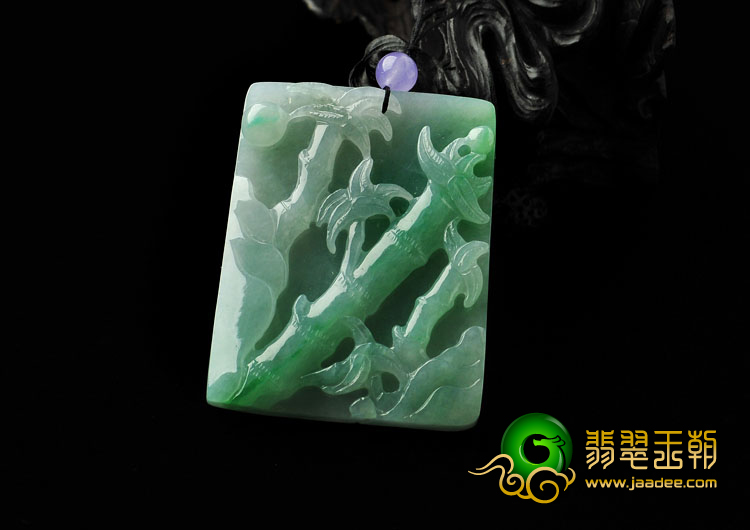 糯冰种翠色缅甸翡翠A货节节高挂件
