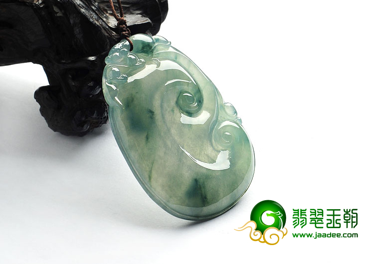 冰种飘花缅甸翡翠A货如意挂件