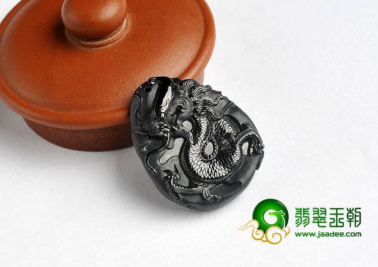 冰种墨翠缅甸翡翠A货龙牌挂件