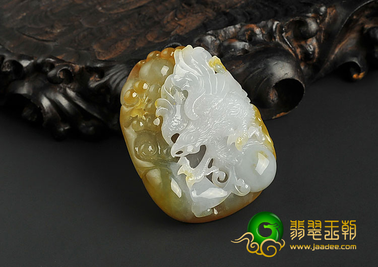 糯冰种褐黄翡缅甸翡翠A货大展宏图挂件
