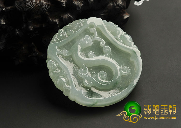 糯冰种飘花缅甸翡翠A货府中有龙挂件