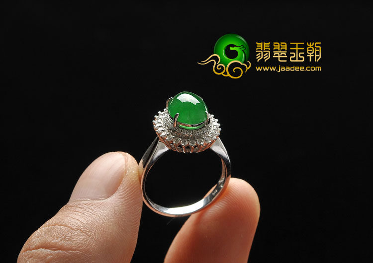 冰种正阳绿缅甸翡翠A货镶白金满绿戒指（真钻）